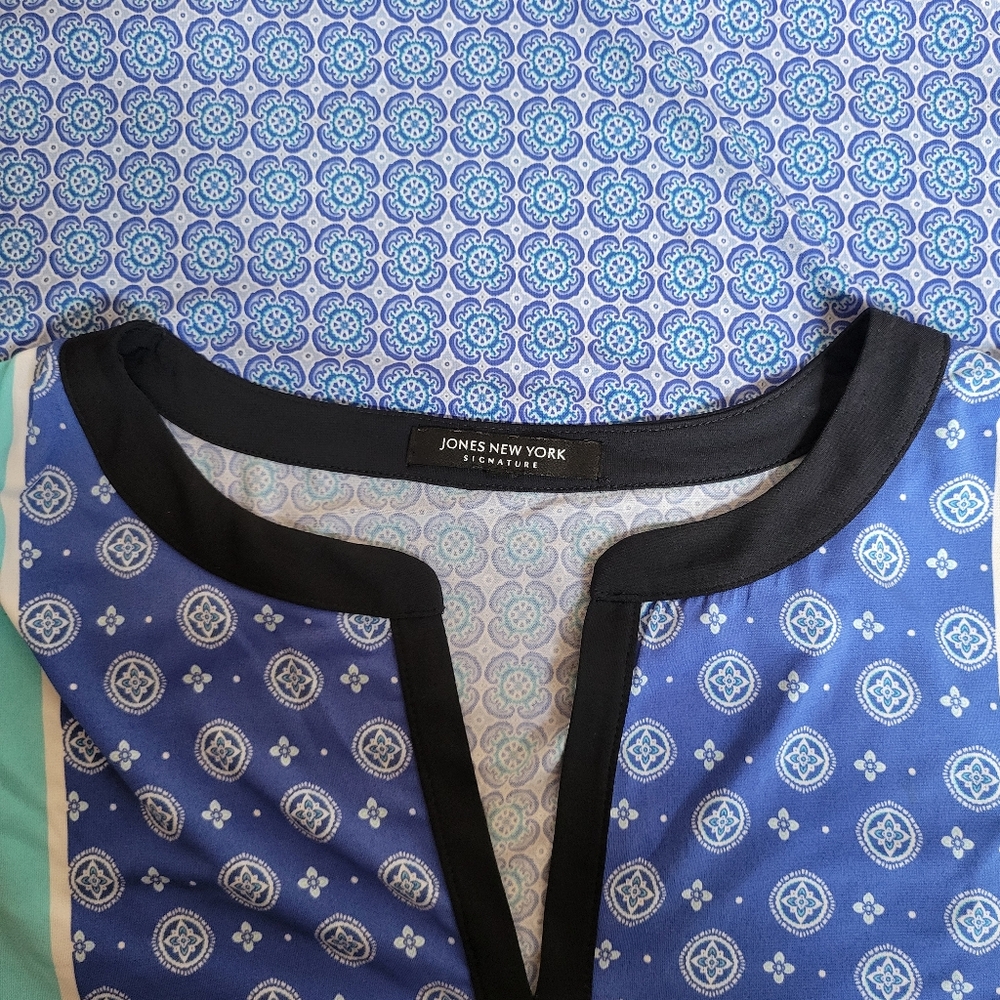 Jones New York Signature Sleeveless Geo Print Top-2X - Picture 4 of 7